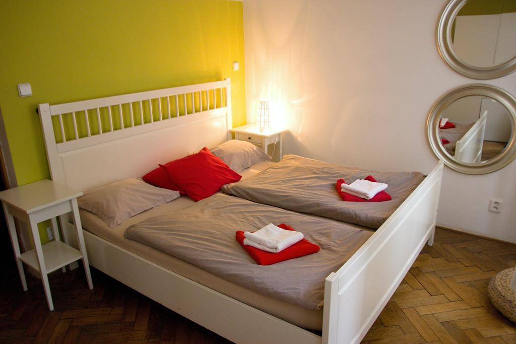 Metropolitan Studios Prague Room photo